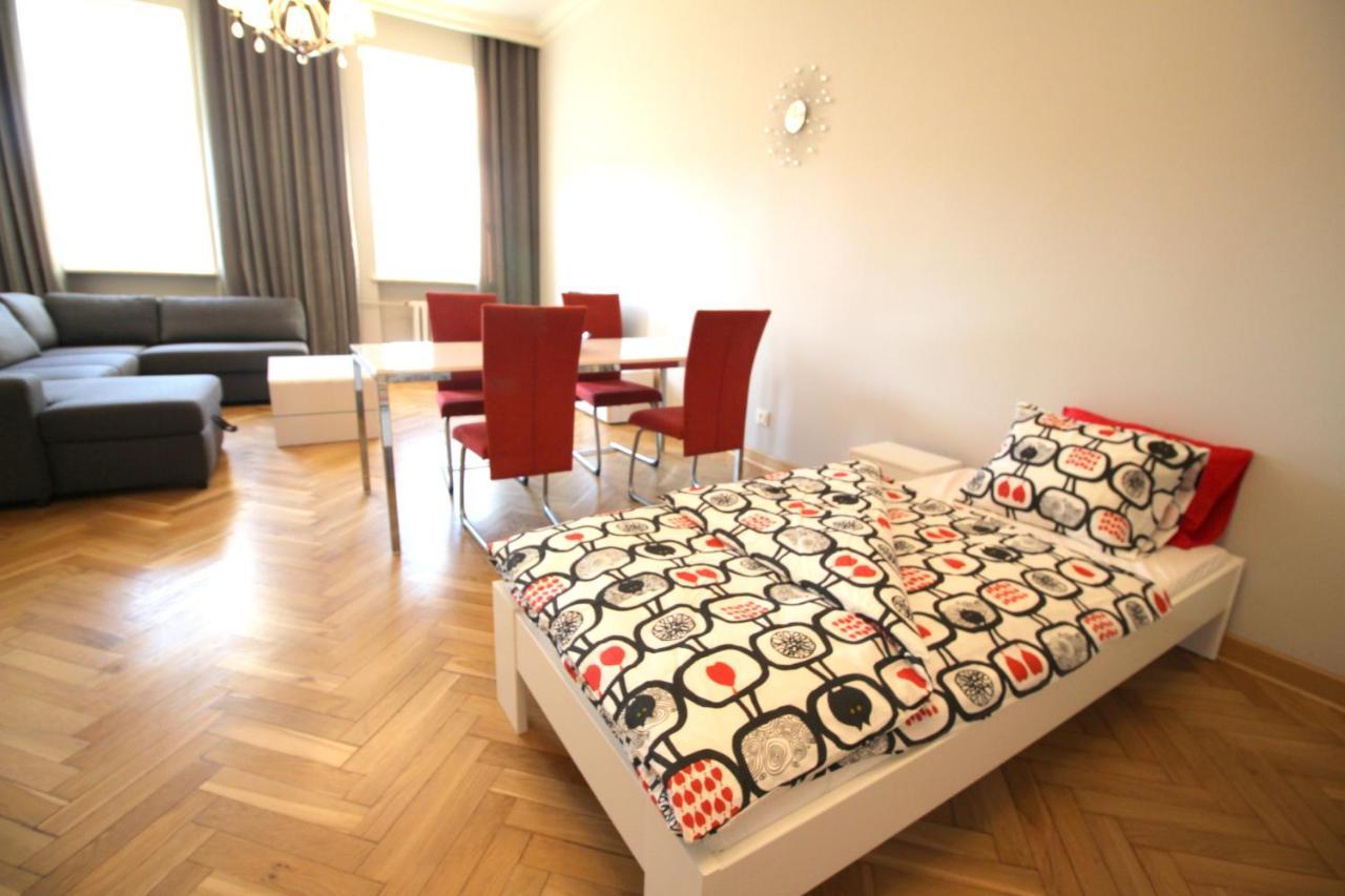 Happy Estate Apartments - Rynek Wrocław Eksteriør billede
